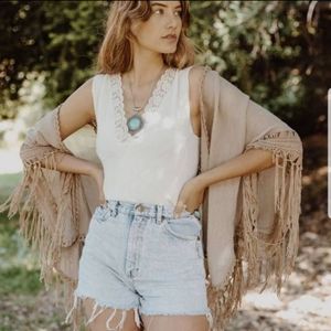 Medallion tasseled kimono